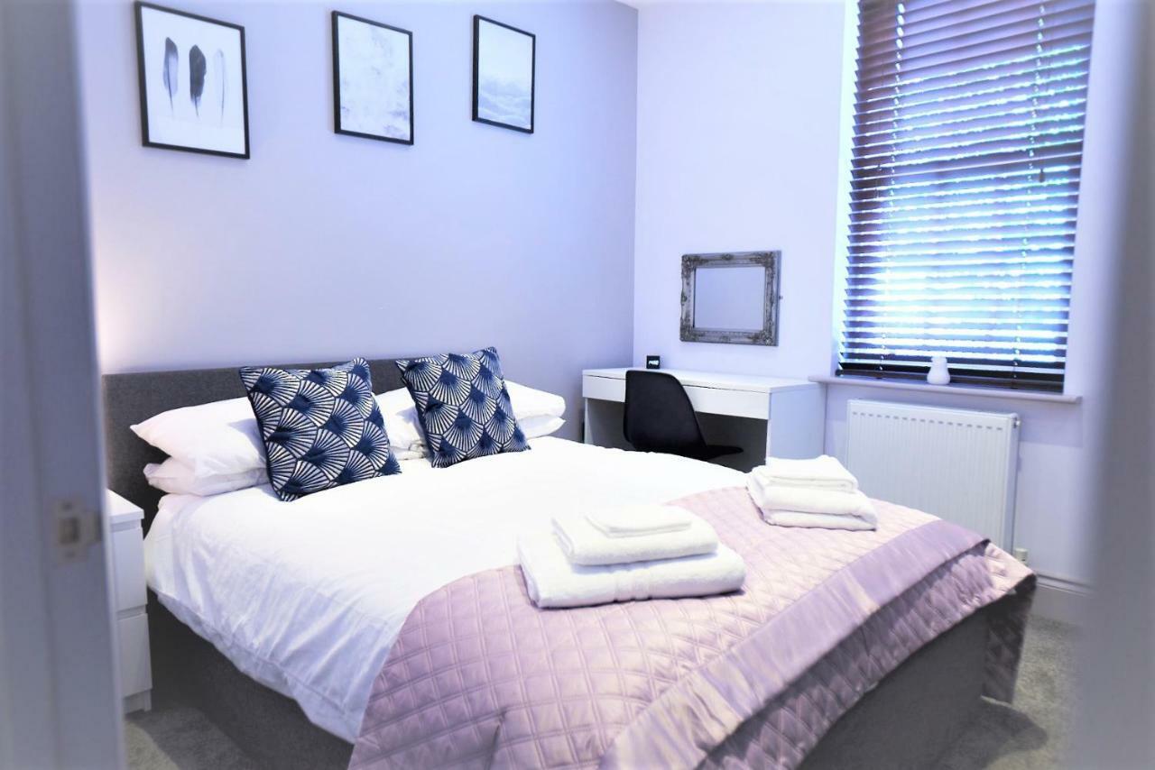 Hampton Court - The Kings Rest Apartment Molesey Exterior photo